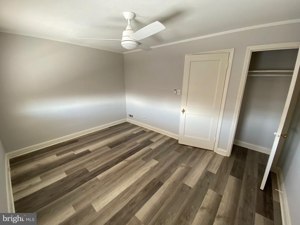338 Gusryan Street - Photo 10