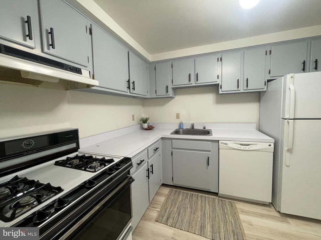 2570 Riva Road - Photo 6