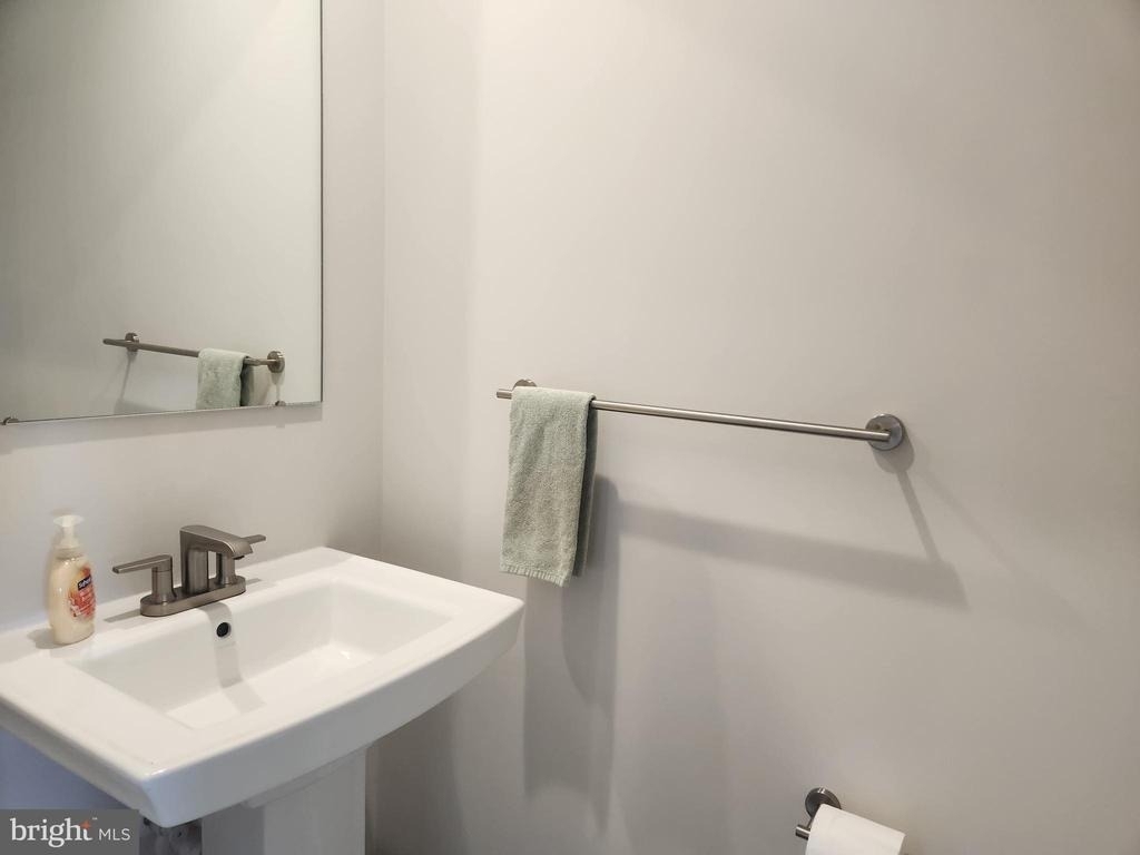 377 Waterside Square - Photo 8