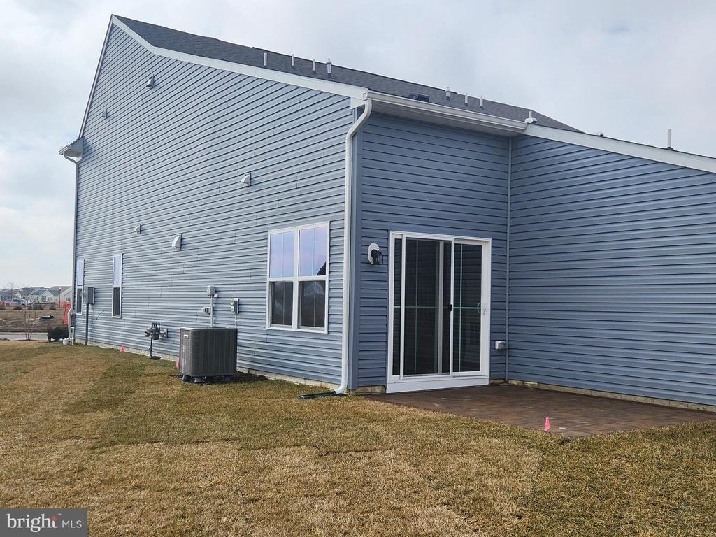 377 Waterside Square - Photo 18