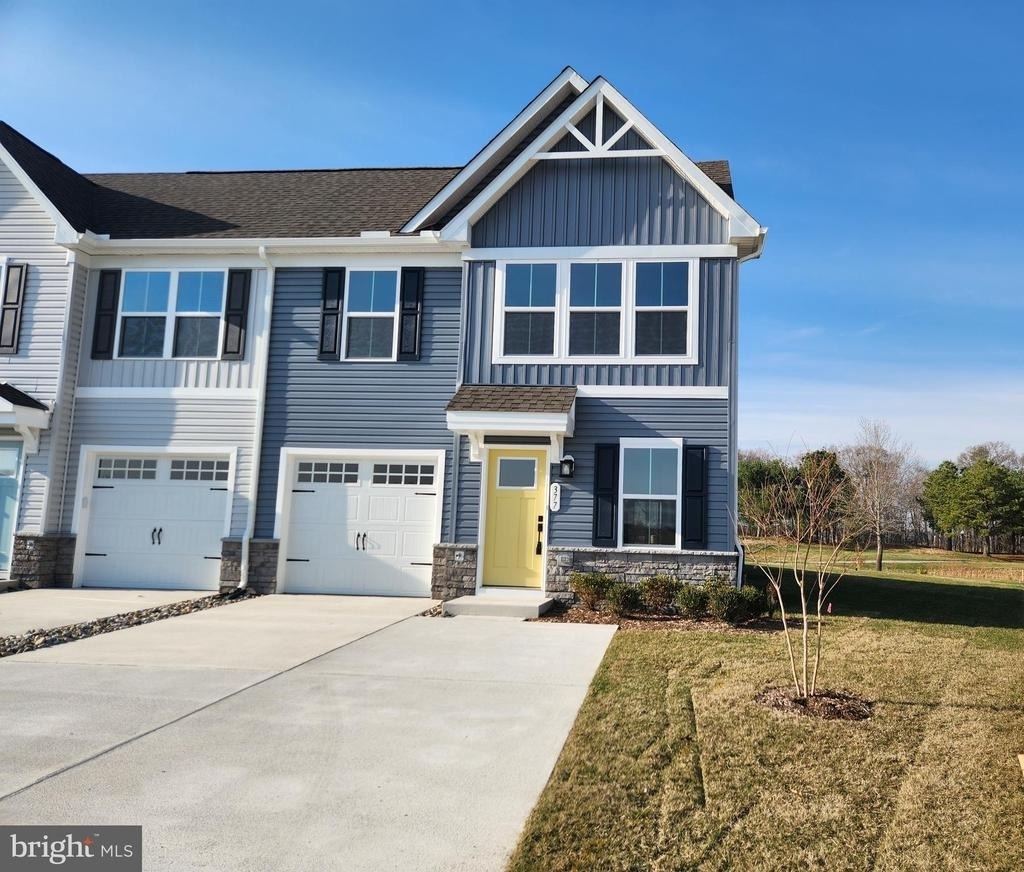 377 Waterside Square - Photo 1