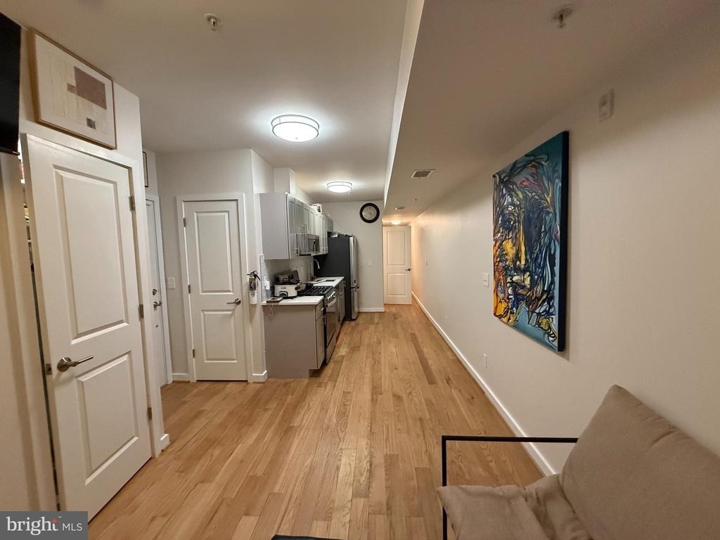 2009 Benning Road Ne - Photo 2