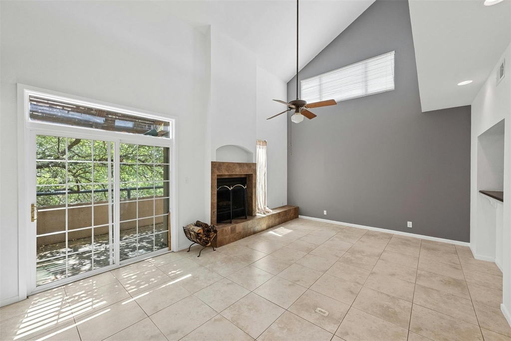 1735 Spyglass Dr - Photo 2