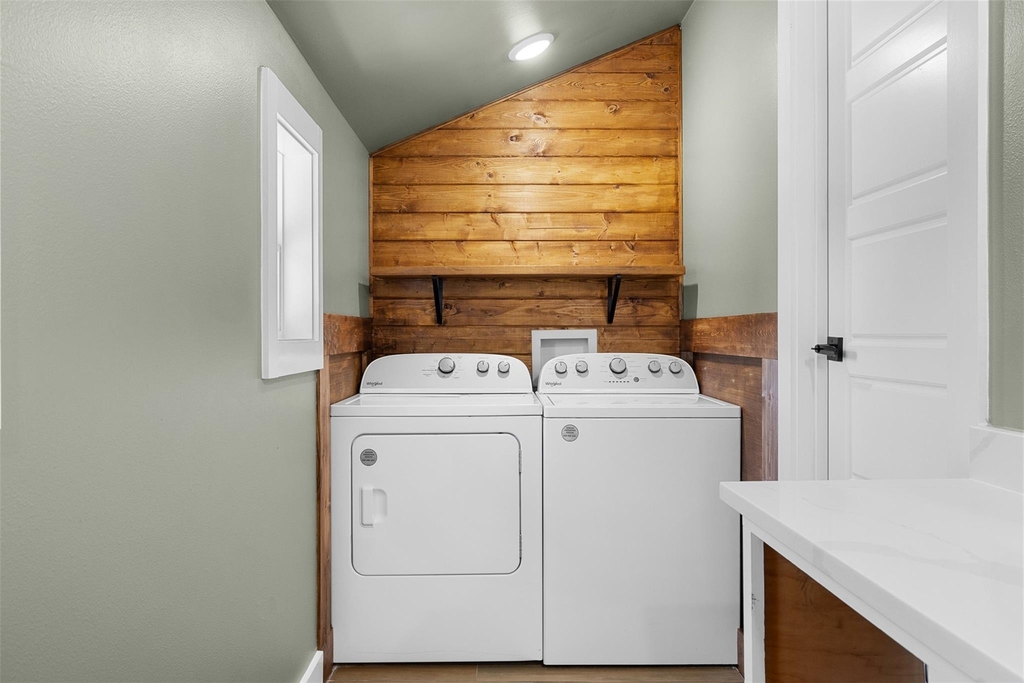 823 Hickory St - Photo 11
