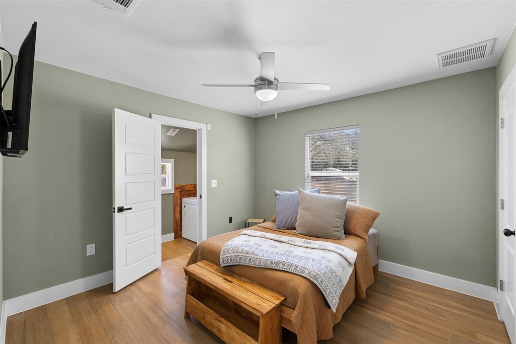 823 Hickory St - Photo 8
