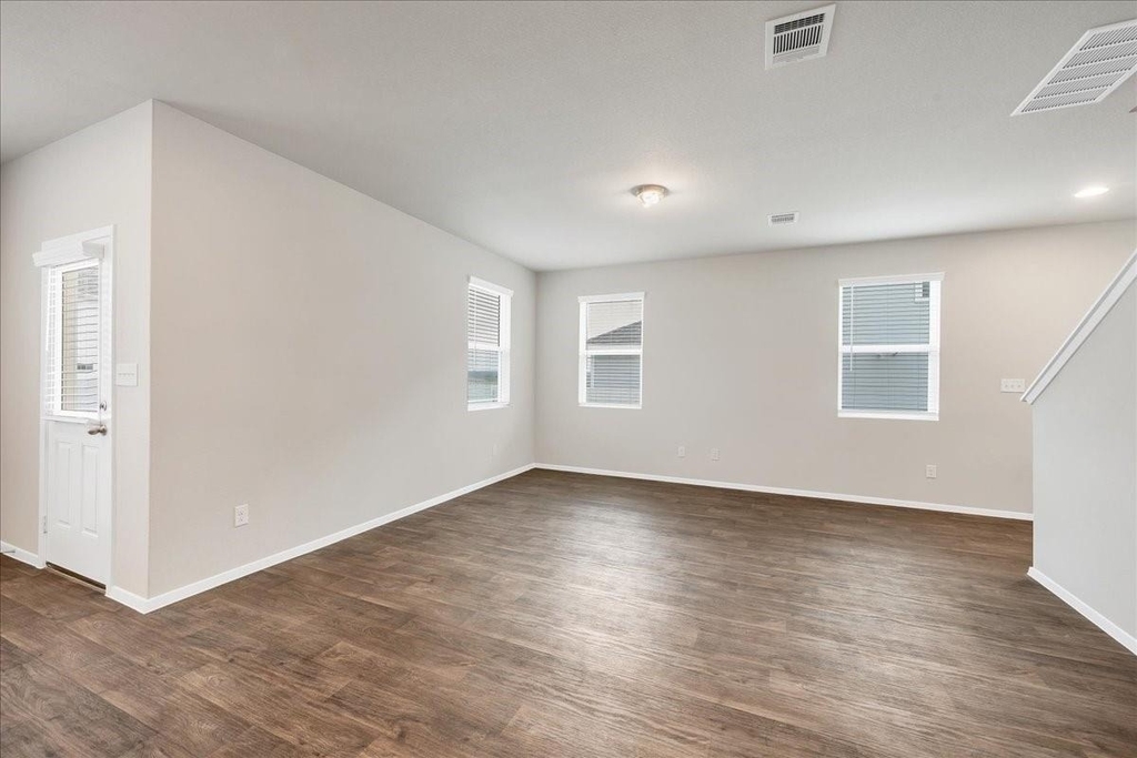 116 Honeybee Ln - Photo 9