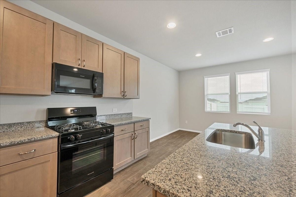 116 Honeybee Ln - Photo 12