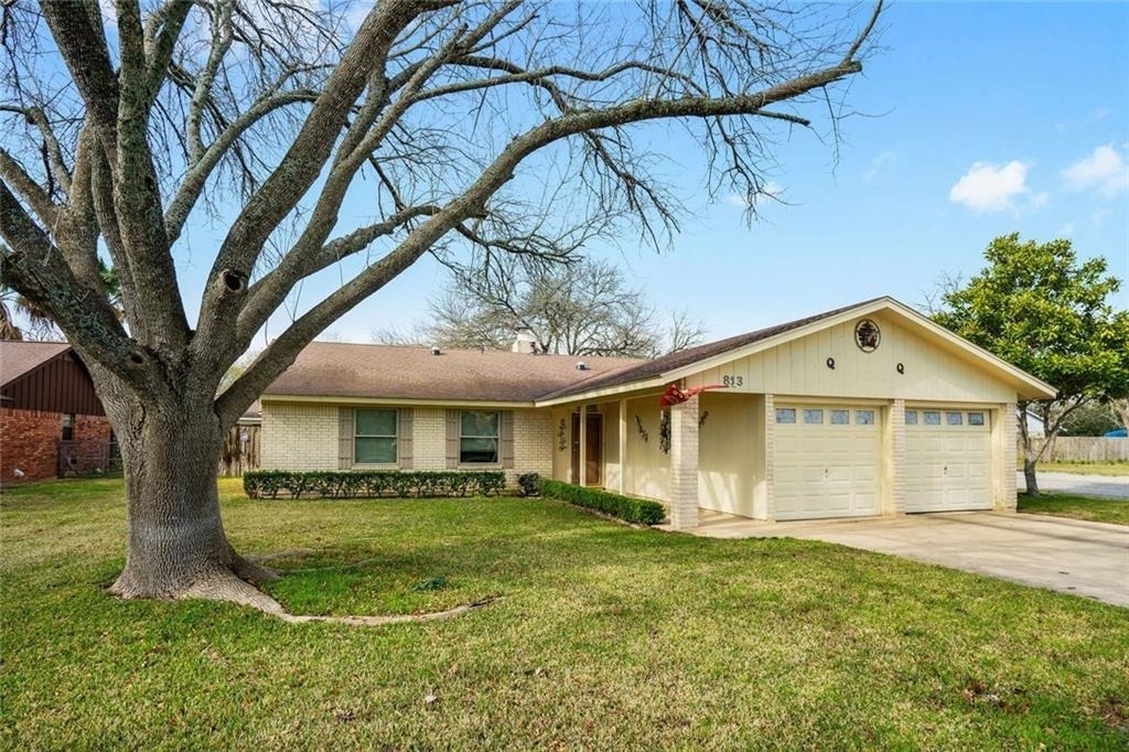 813 S Guadalupe St - Photo 28
