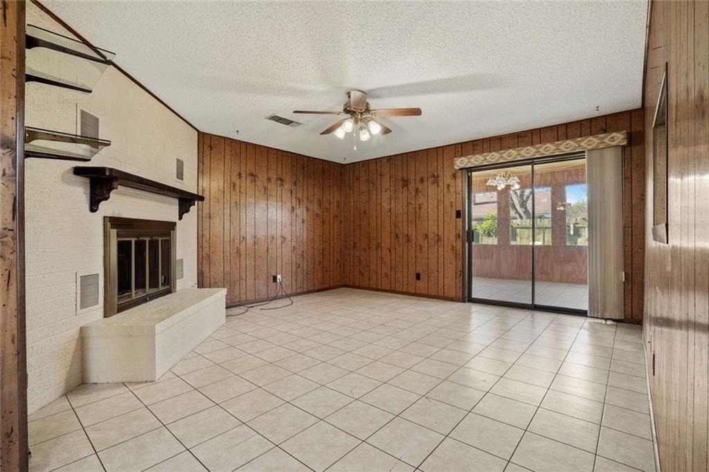 813 S Guadalupe St - Photo 7
