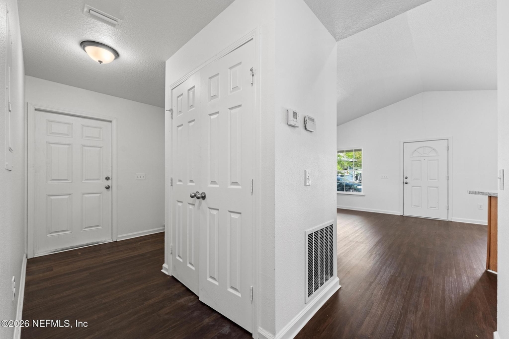1470 Windle Street - Photo 10