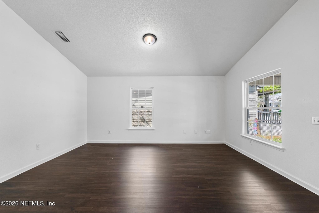 1470 Windle Street - Photo 8
