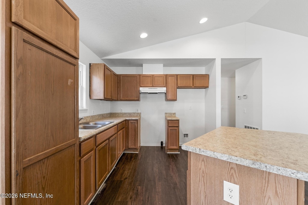 1470 Windle Street - Photo 5