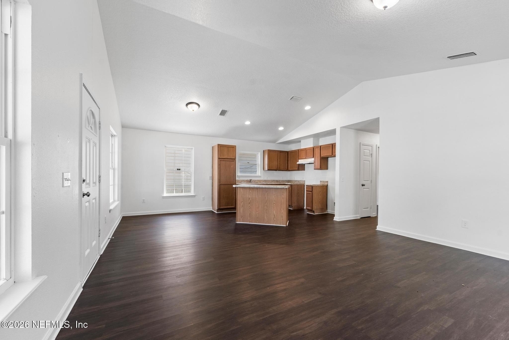 1470 Windle Street - Photo 1