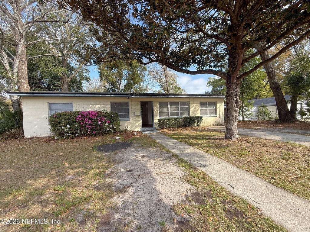 7609 Tacony Drive - Photo 0