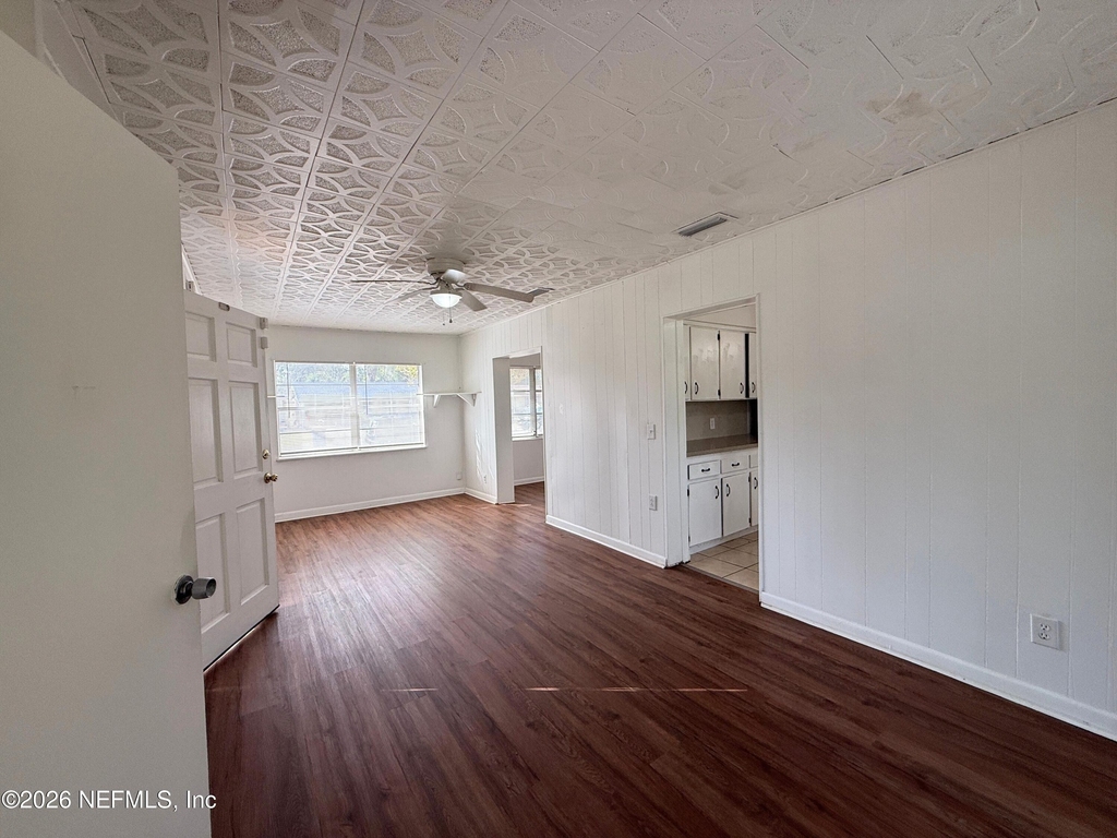7609 Tacony Drive - Photo 6