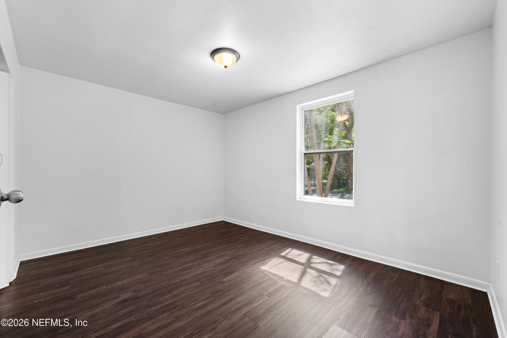 3250 Soutel Drive - Photo 10