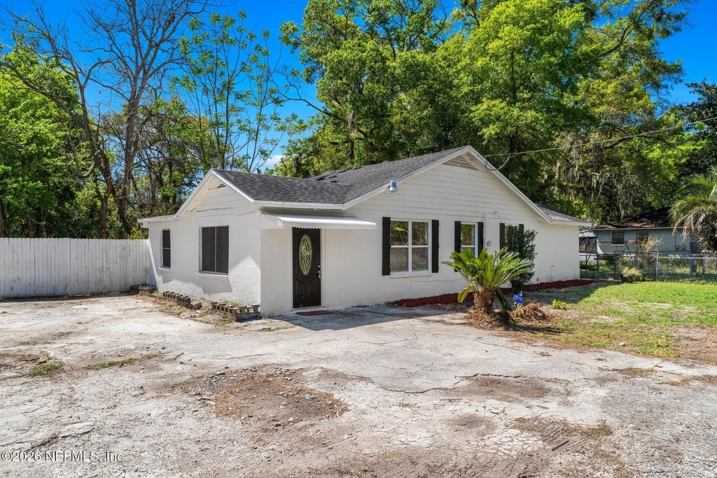 3250 Soutel Drive - Photo 14