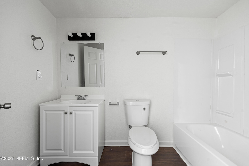 3250 Soutel Drive - Photo 9