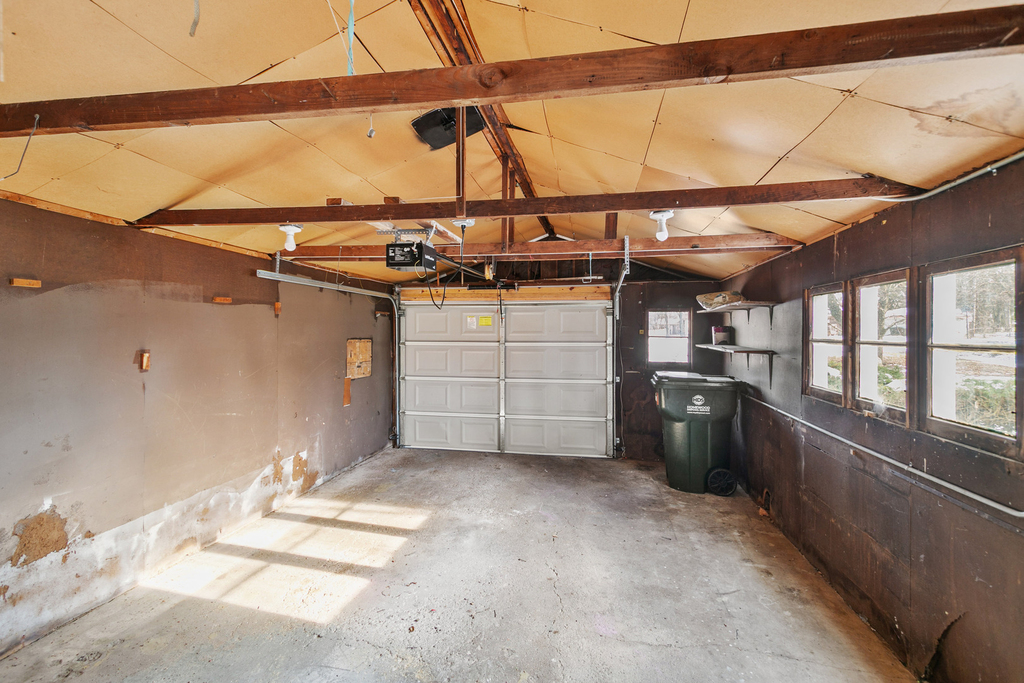 17306 Holmes Avenue - Photo 11