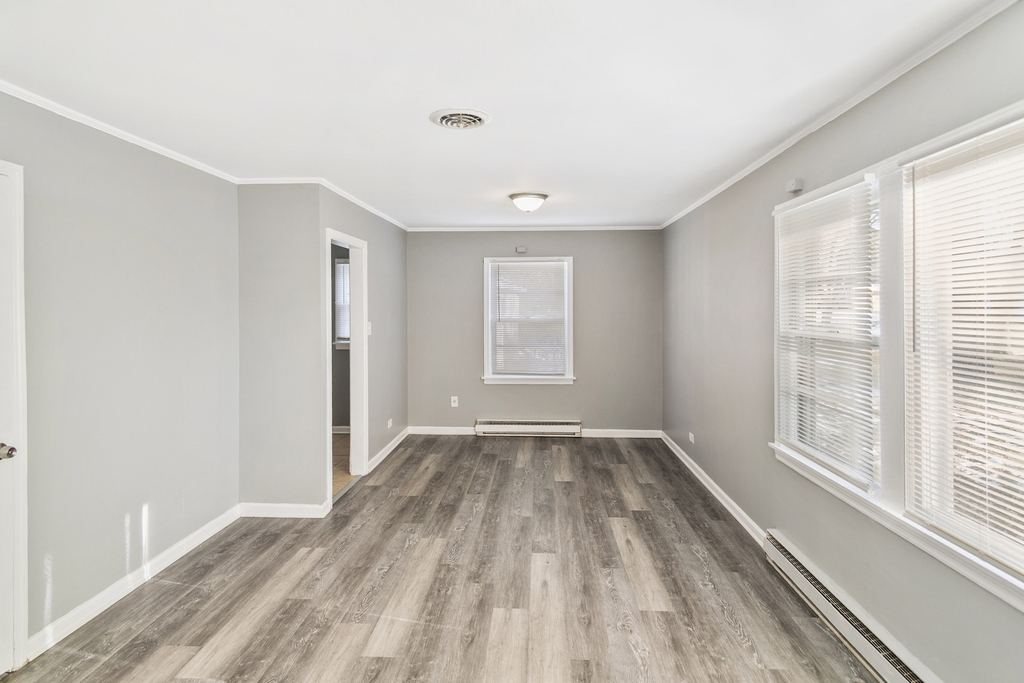 17306 Holmes Avenue - Photo 7