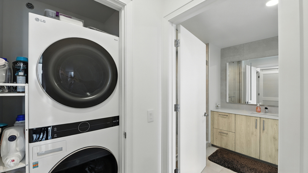 211 N Harbor Drive - Photo 6