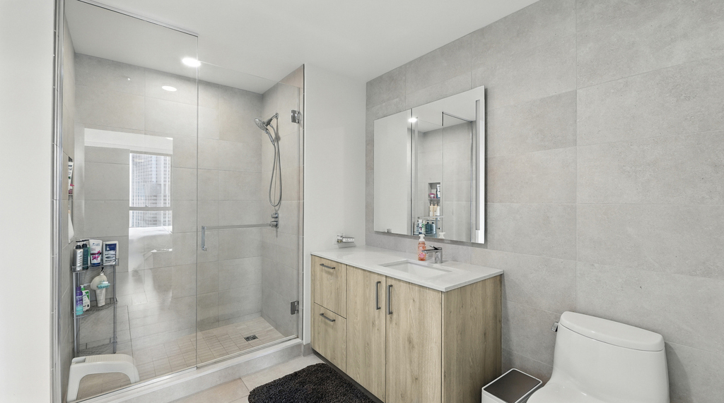 211 N Harbor Drive - Photo 5