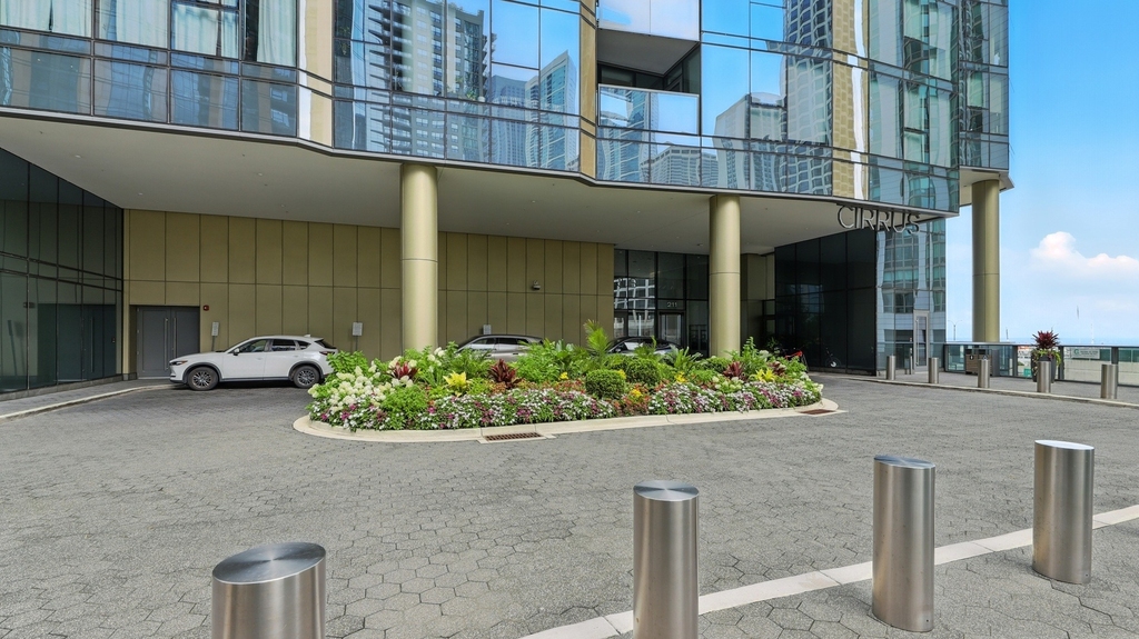 211 N Harbor Drive - Photo 14