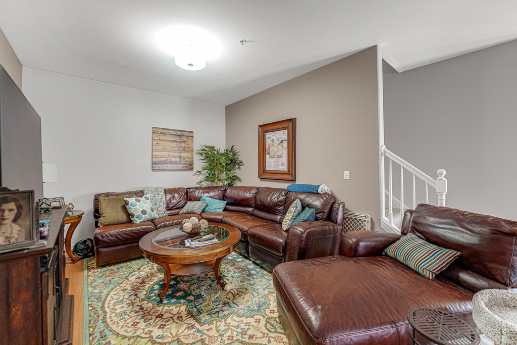 8217 Lincoln Avenue - Photo 5