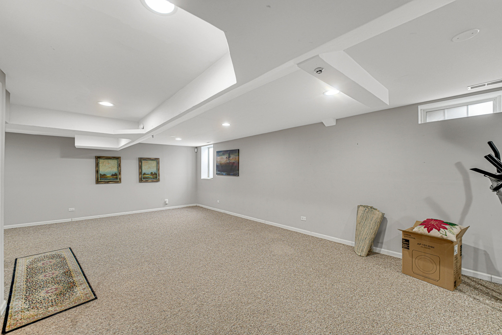 8217 Lincoln Avenue - Photo 15
