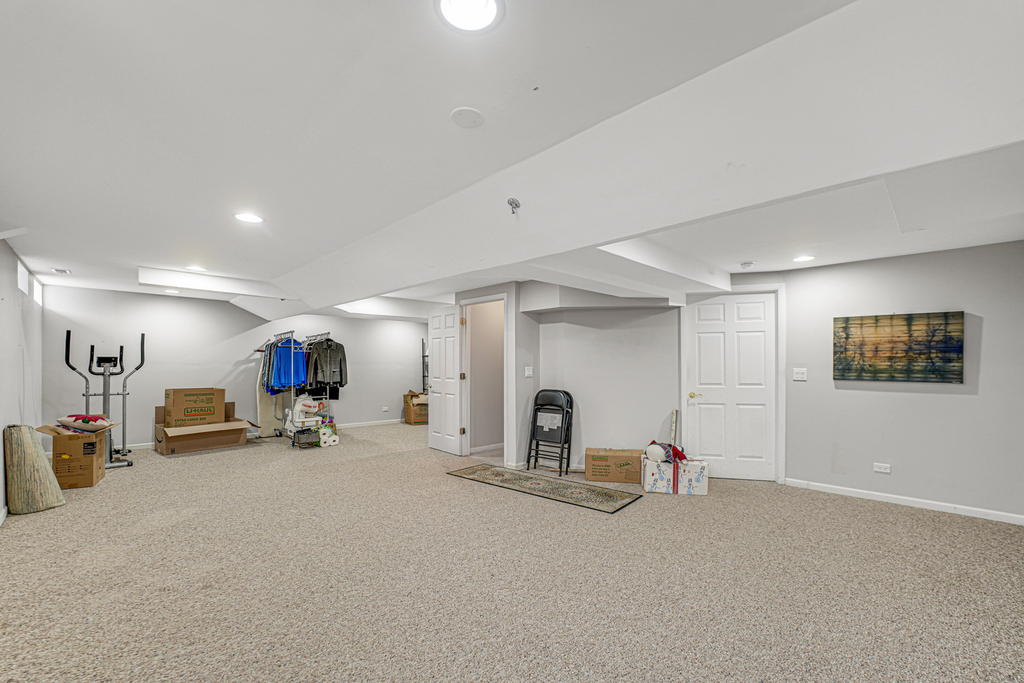 8217 Lincoln Avenue - Photo 14