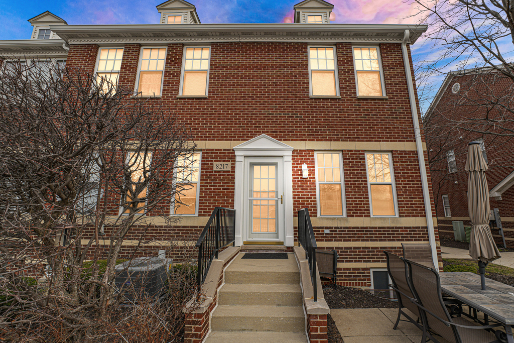 8217 Lincoln Avenue - Photo 2