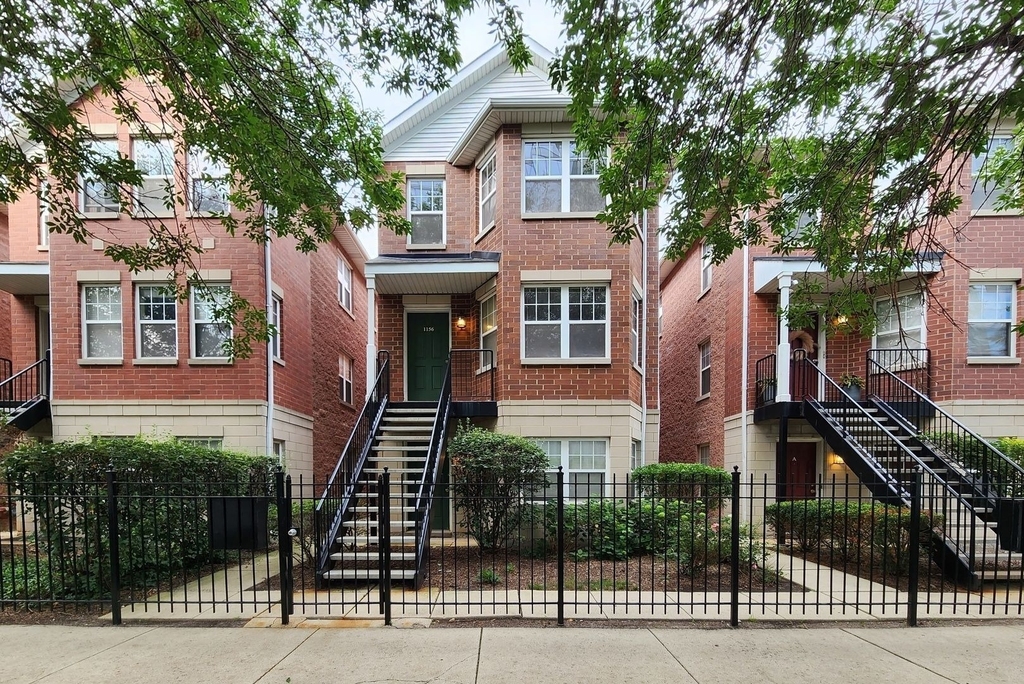 1156 N Howe Street - Photo 0