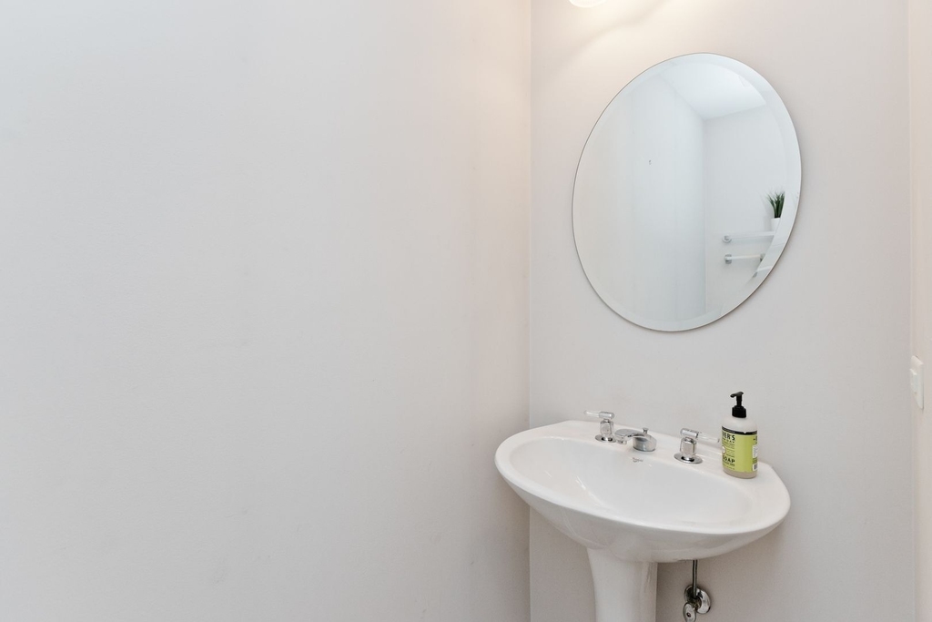 1156 N Howe Street - Photo 10