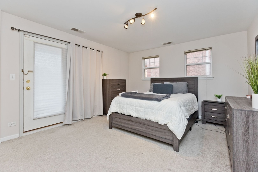 1156 N Howe Street - Photo 7