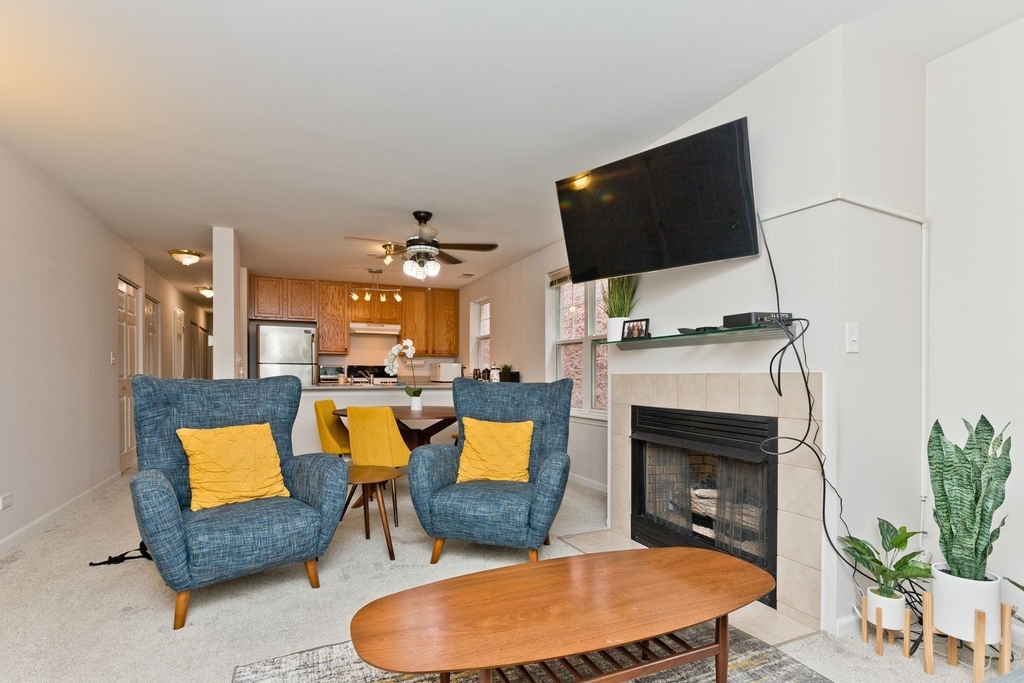 1156 N Howe Street - Photo 2