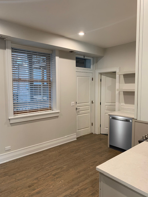 2539 W Iowa Street - Photo 5