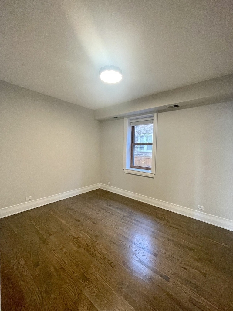 2539 W Iowa Street - Photo 12