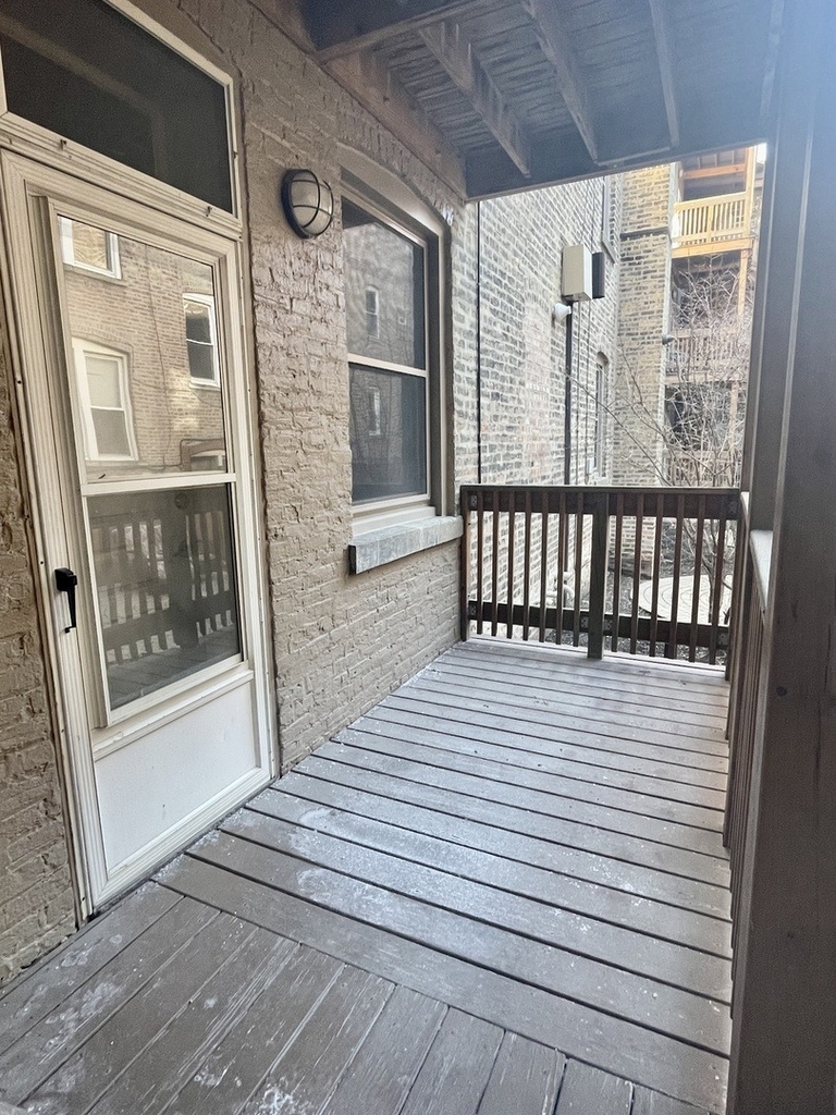 2539 W Iowa Street - Photo 14