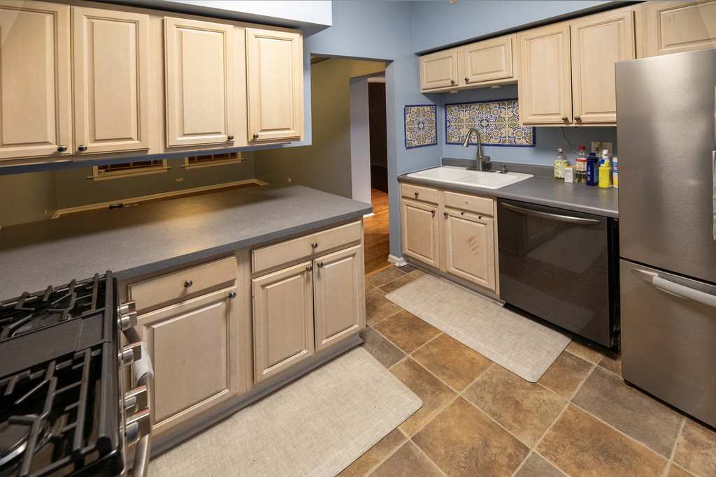 6042 N Kenmore Avenue - Photo 20