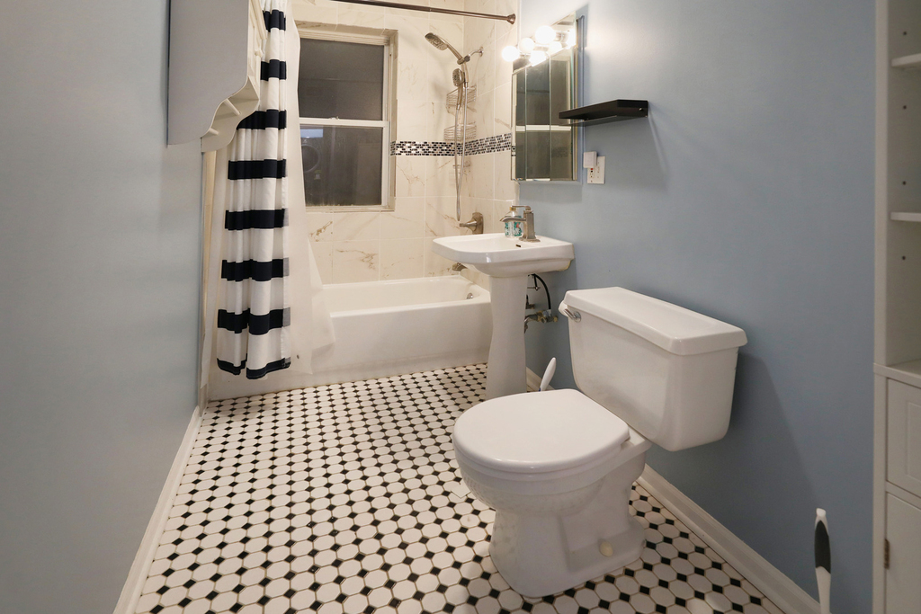 6042 N Kenmore Avenue - Photo 9