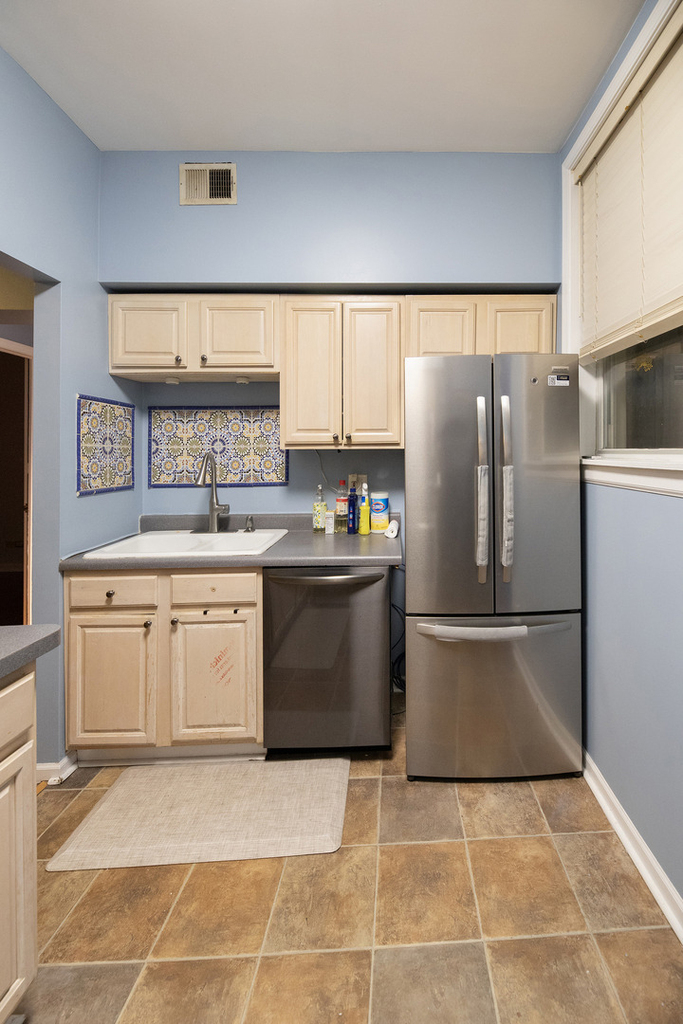 6042 N Kenmore Avenue - Photo 23