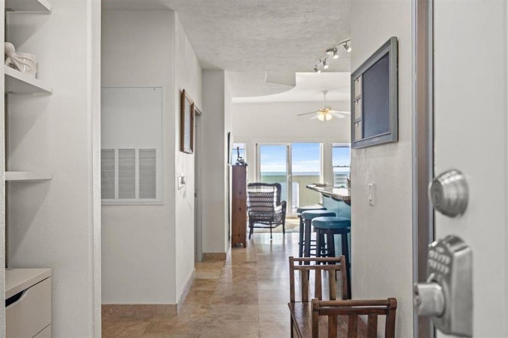 9420 Seawall Boulevard - Photo 8