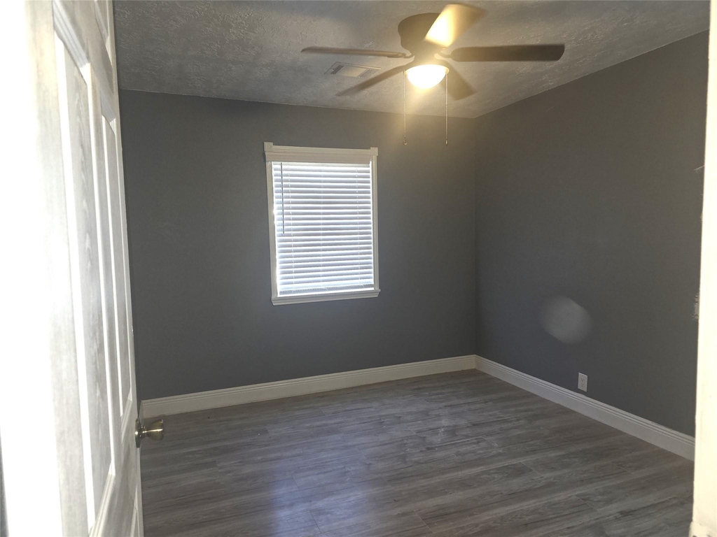 9330 Chesterfield Drive - Photo 9