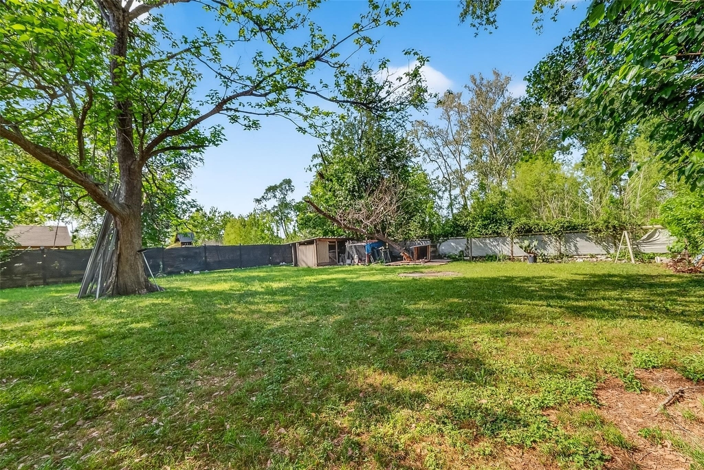 968 Garapan Street - Photo 33