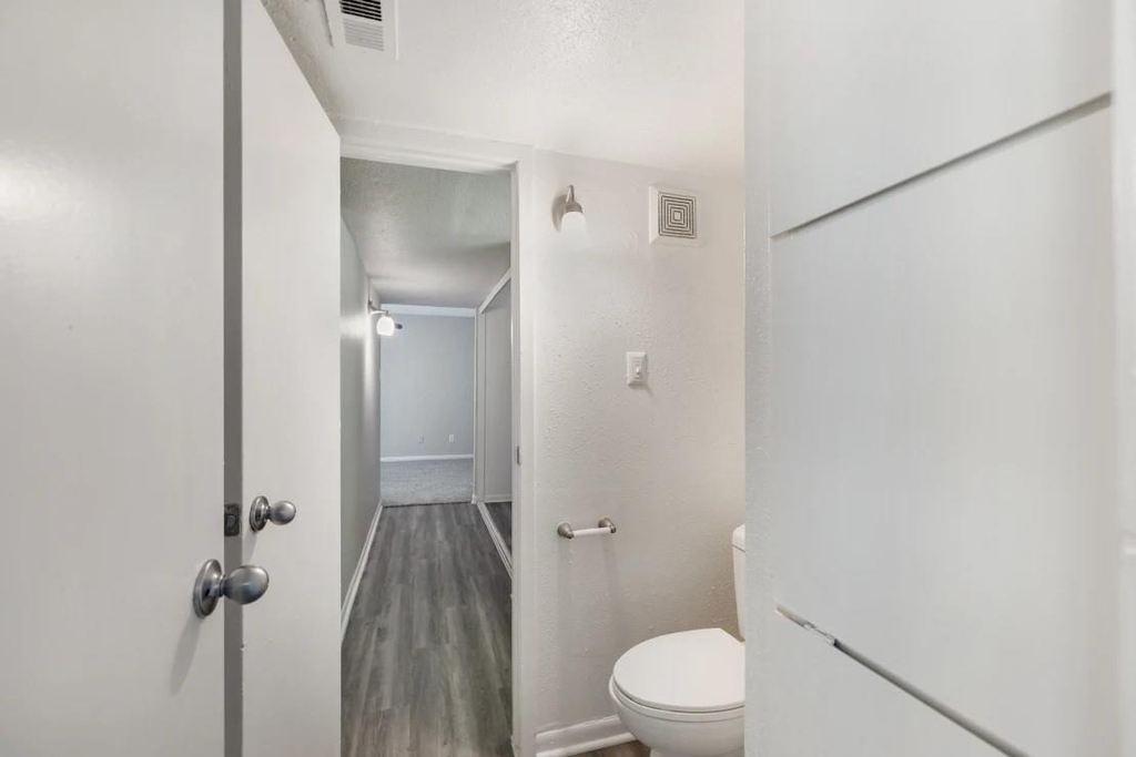 11715 S Glen Drive - Photo 0