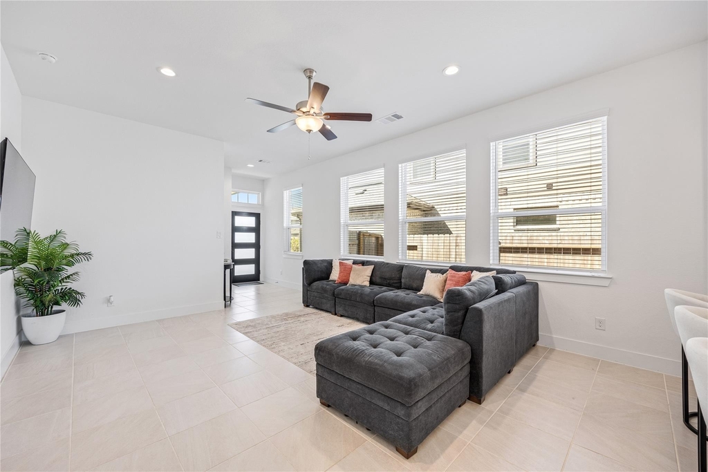 21130 Garden Palm Drive - Photo 11