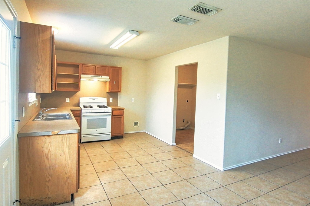 7419 Kennemer - Photo 2