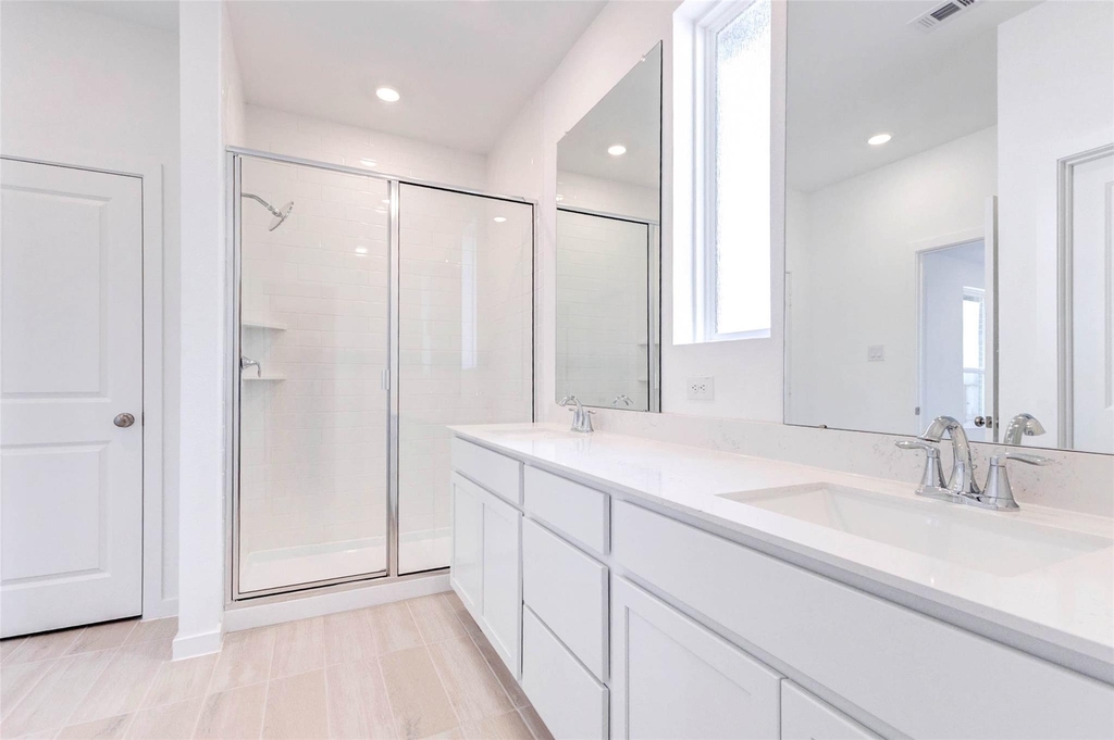 27410 Sweetwater Bay Drive - Photo 20
