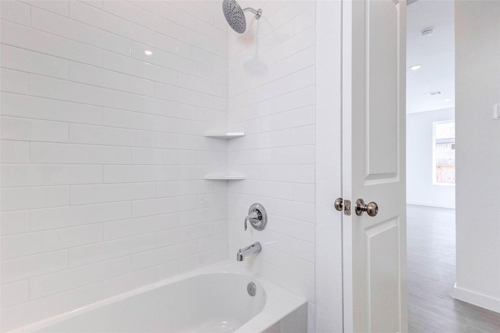27410 Sweetwater Bay Drive - Photo 28
