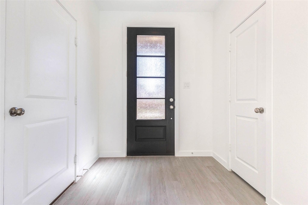 27410 Sweetwater Bay Drive - Photo 3
